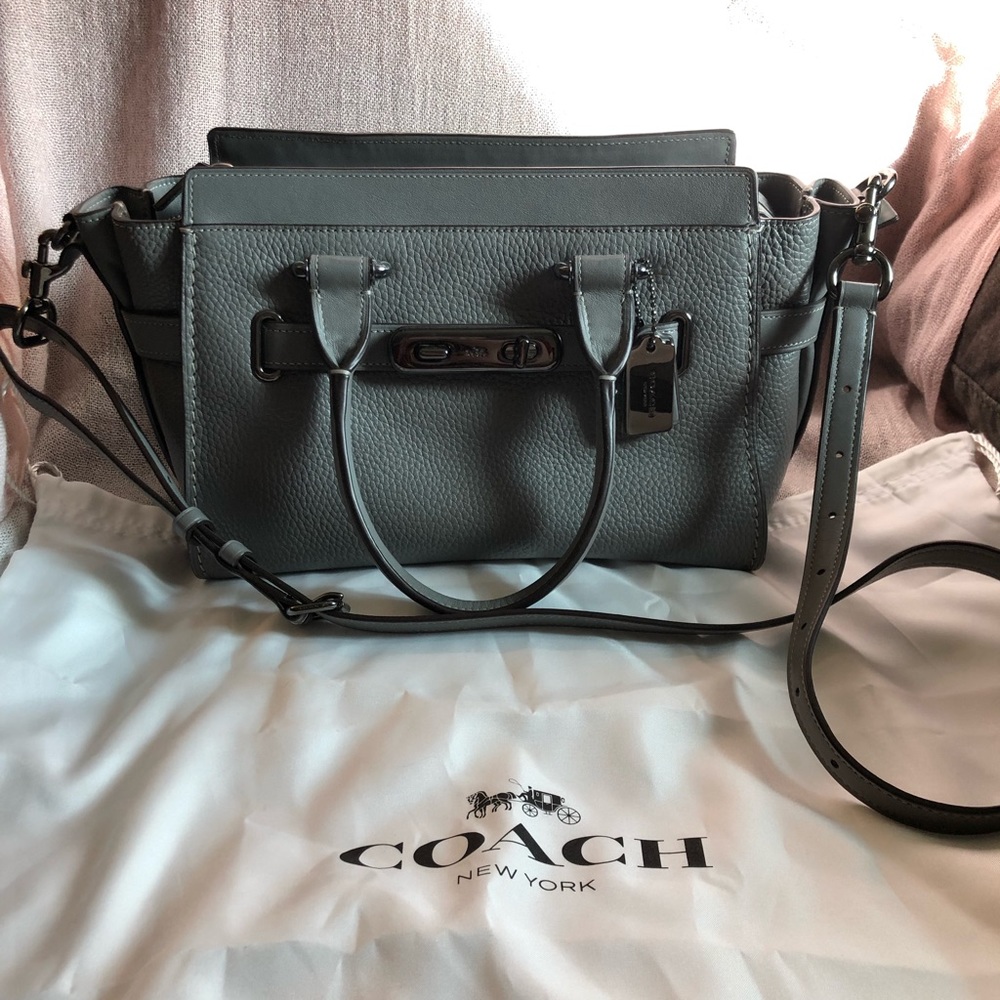 ❌SOLD❌ Coach “swagger” bag
